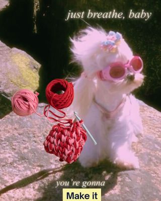 Let’s unlock a new hobby for a summer🦋 Návodík je na upcyklovanou butterfly bag je právě ve slevě na vaše přání 🫶🏻🤭 Link u...